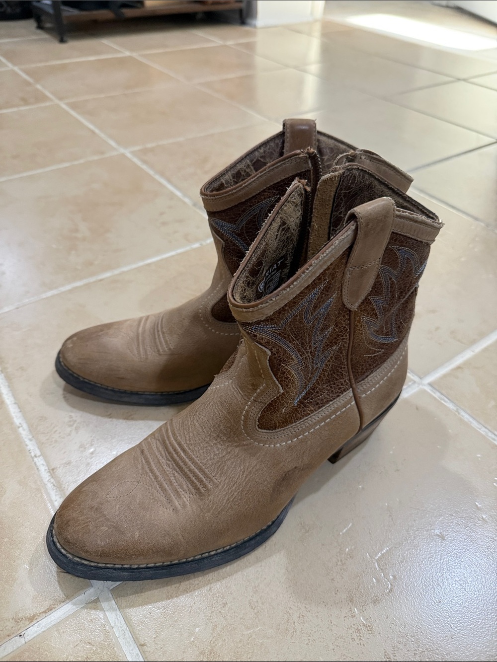 Women’s Ariat Unbridled Boots